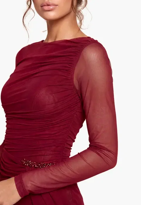 فستان سهرة درابيه بأكمام تول شفافة image 5