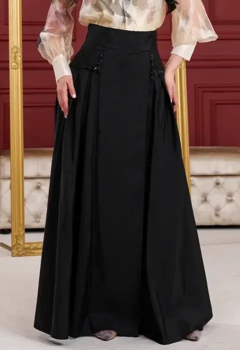 تنورة ماكسي ساتان بخصر مرتفع image 1