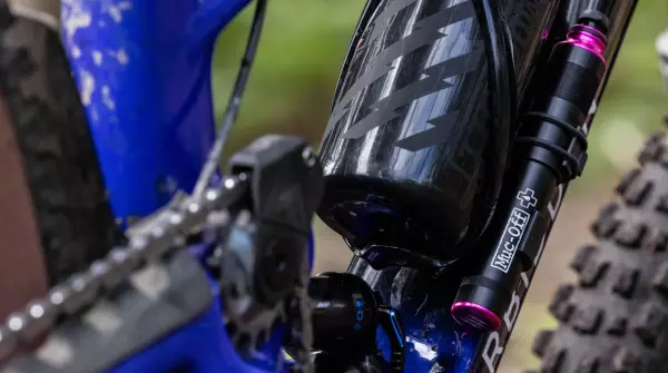 Muc-off AirMach Mini Pump image 1