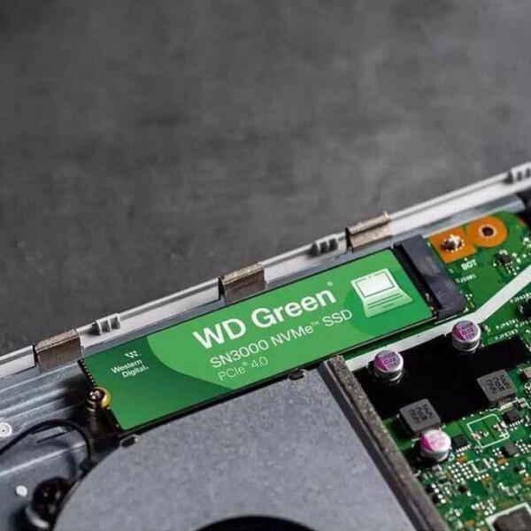 WD Green SN3000 2TB NVME SSD M.2 PCIe 4.0 Upto 5,000 MB/s Read image 4