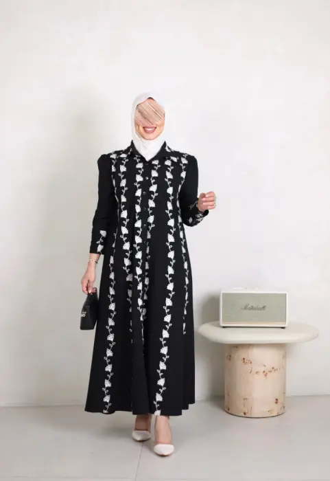 Reception Dress image 1