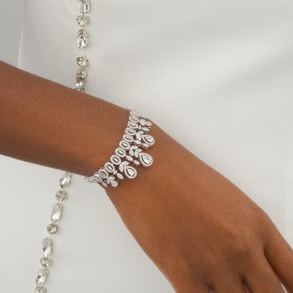 Zircon bridal sets with various designs image 4