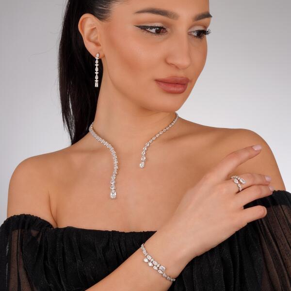 Luxurious, sparkly evening wear set image 0