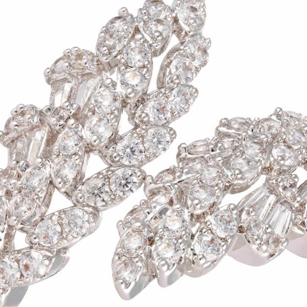 Party set studded with soft stones image 5