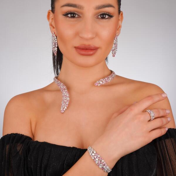 Luxury Women's Fashion Accessories Set image 4