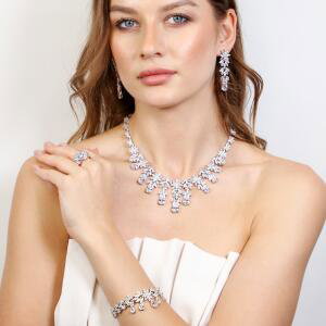 Silver Toned Pear Necklace Set image 0