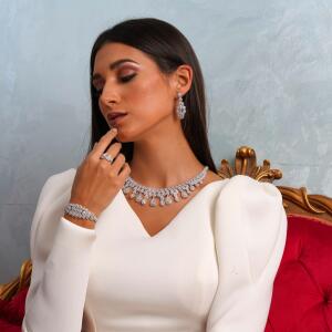 Silver Toned Pear Necklace Set image 1