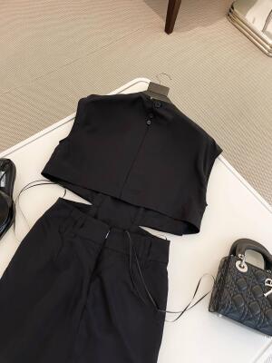 Saint Laurent image 4