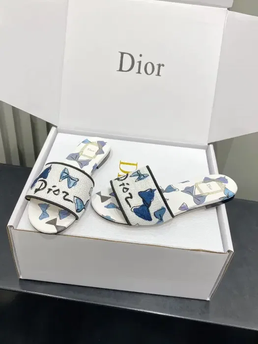 Dior image 3