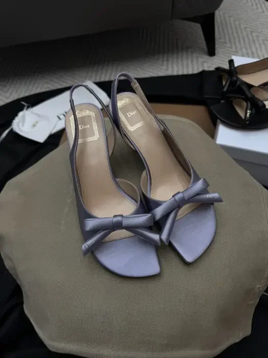 Dior image 0