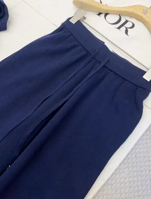 Dior image 1