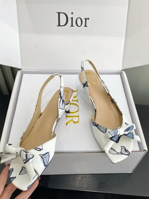 Dior image 2