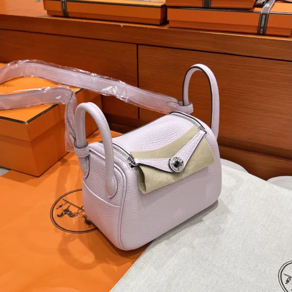 Hermes Lindy image 3