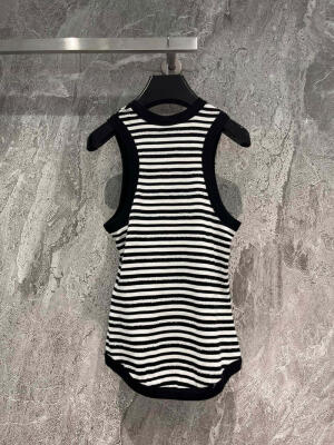 Saint Laurent image 1