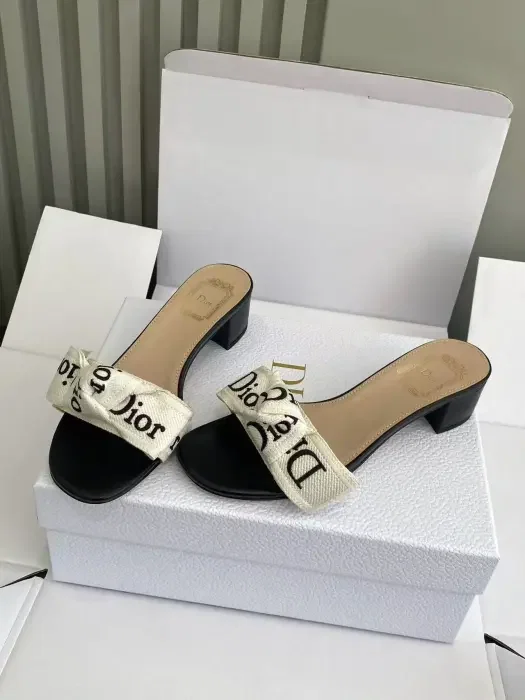 Dior image 7