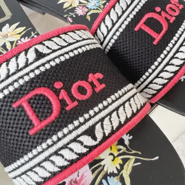 Dior image 2
