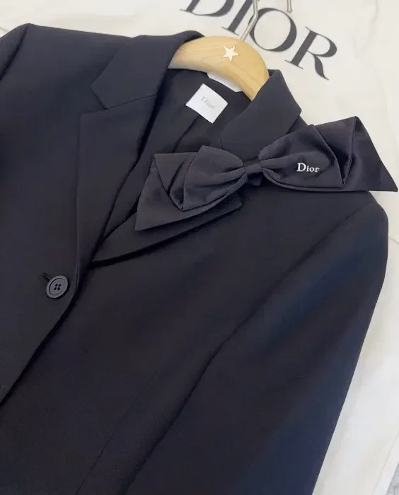 Dior image 2