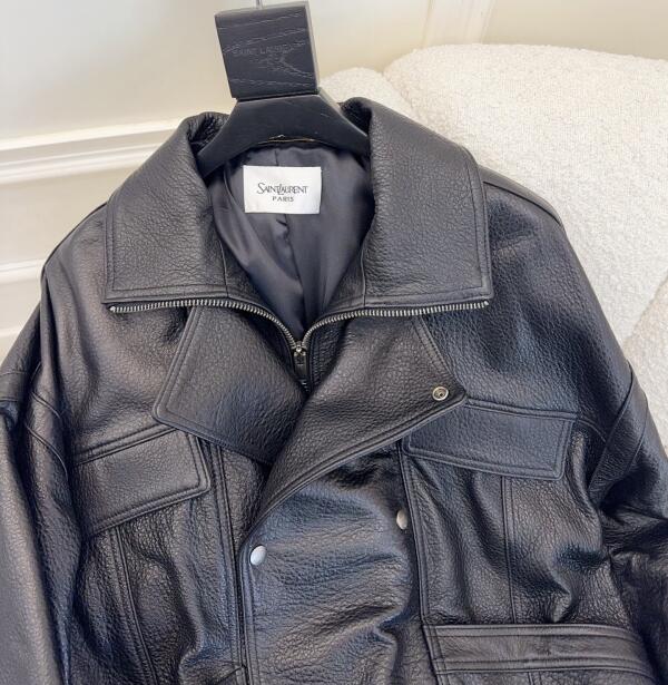 Saint Laurent image 2