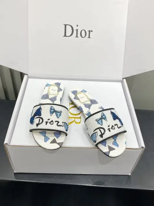 Dior image 2