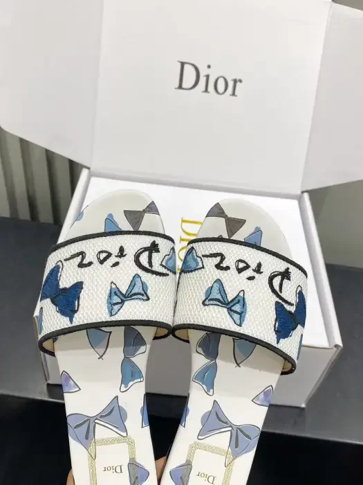 Dior image 4