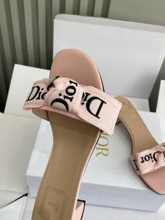 Dior image 5