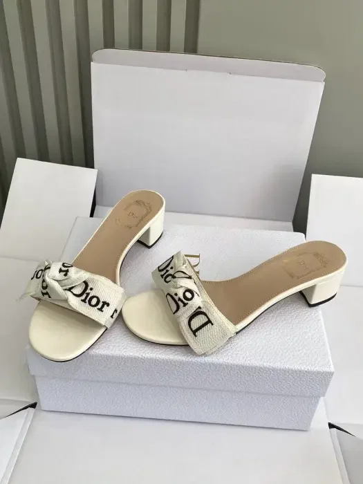 Dior image 6