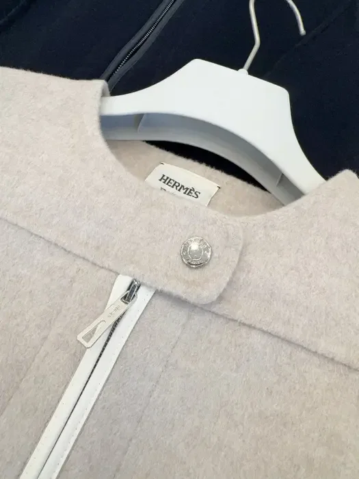 Hermes image 2