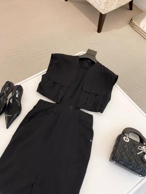 Saint Laurent image 1