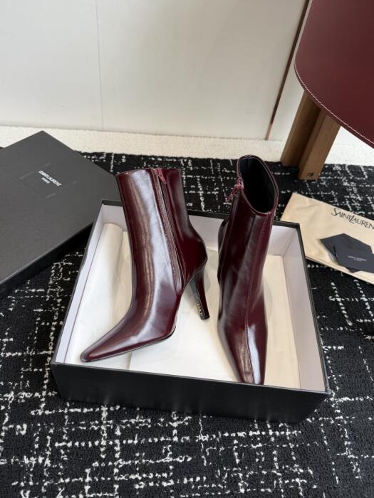 Saint Laurent image 4