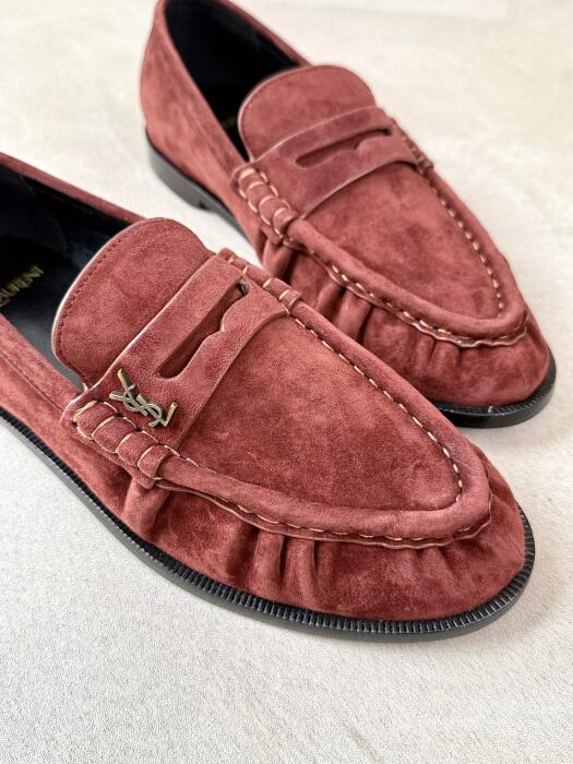Saint Laurent image 3