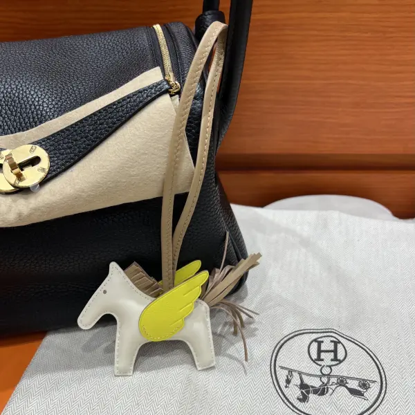 Hermes Lindy 26 image 4