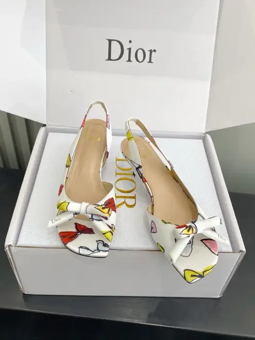 Dior image 4