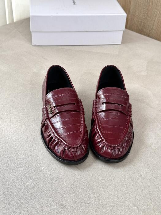 Saint Laurent image 0