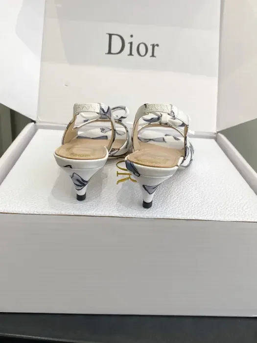 Dior image 7