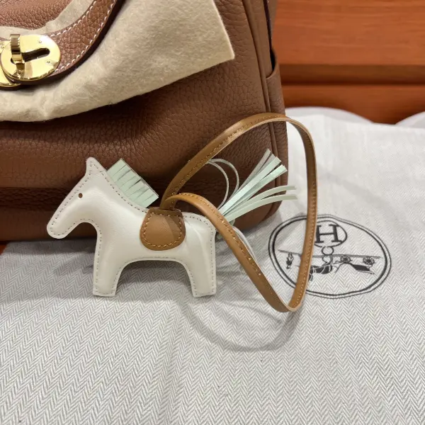 Hermes Lindy 26 image 2