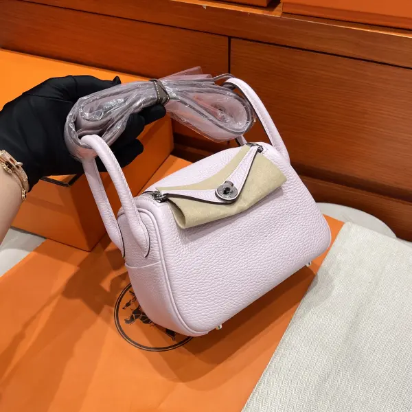 Hermes Lindy image 2
