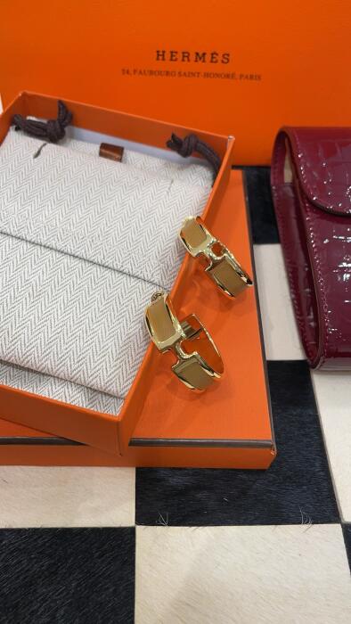 Hermes image 0