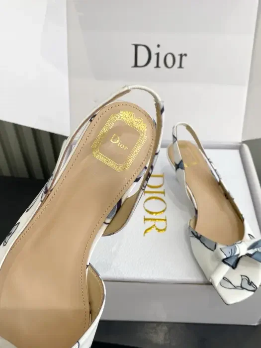 Dior image 6