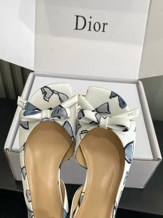 Dior image 3
