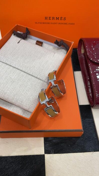 Hermes image 0