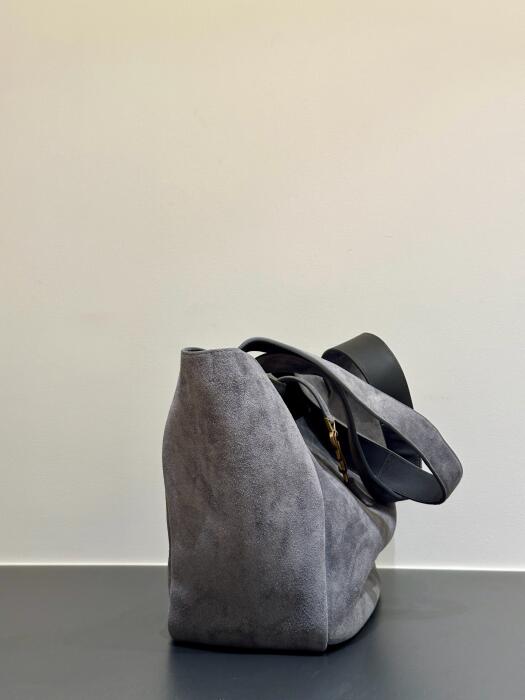 Saint Laurent Bea image 1