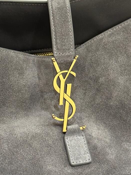 Saint Laurent Bea image 4
