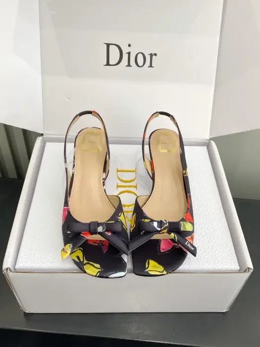 Dior image 0
