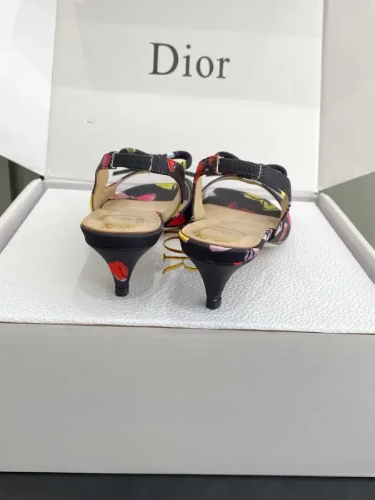 Dior image 7
