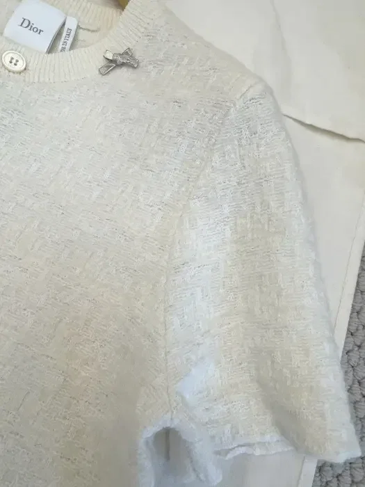 Dior image 2