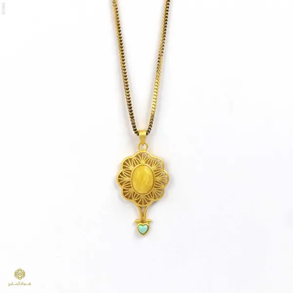   قلادة كهرمان image 1
