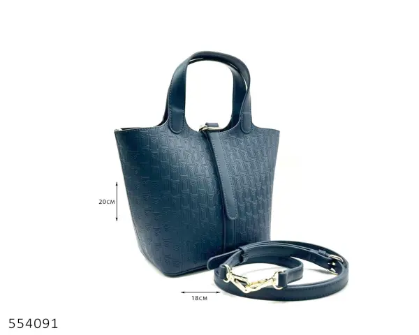 شنطة Bags image 0