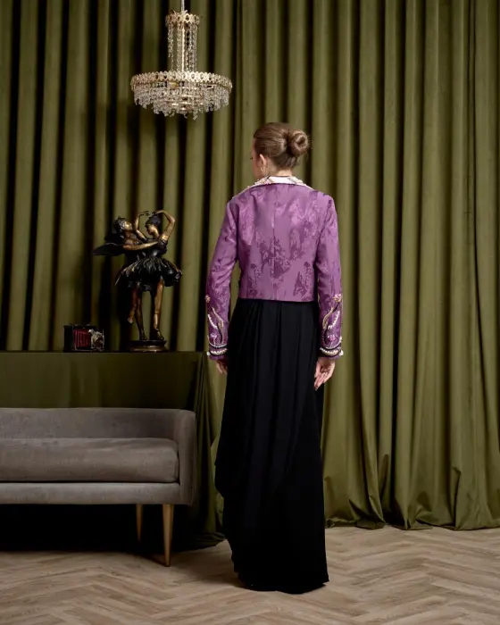 Elegance 04 image 5