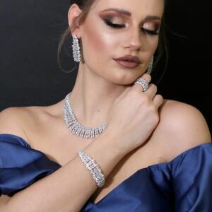 طقم سهرة كريستالي image 0