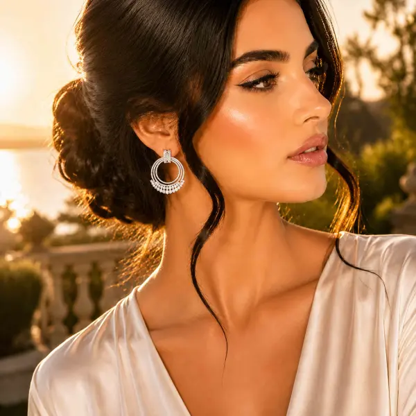 أقراط سهرة فضية دائرية مرصعة بالزركون image 0